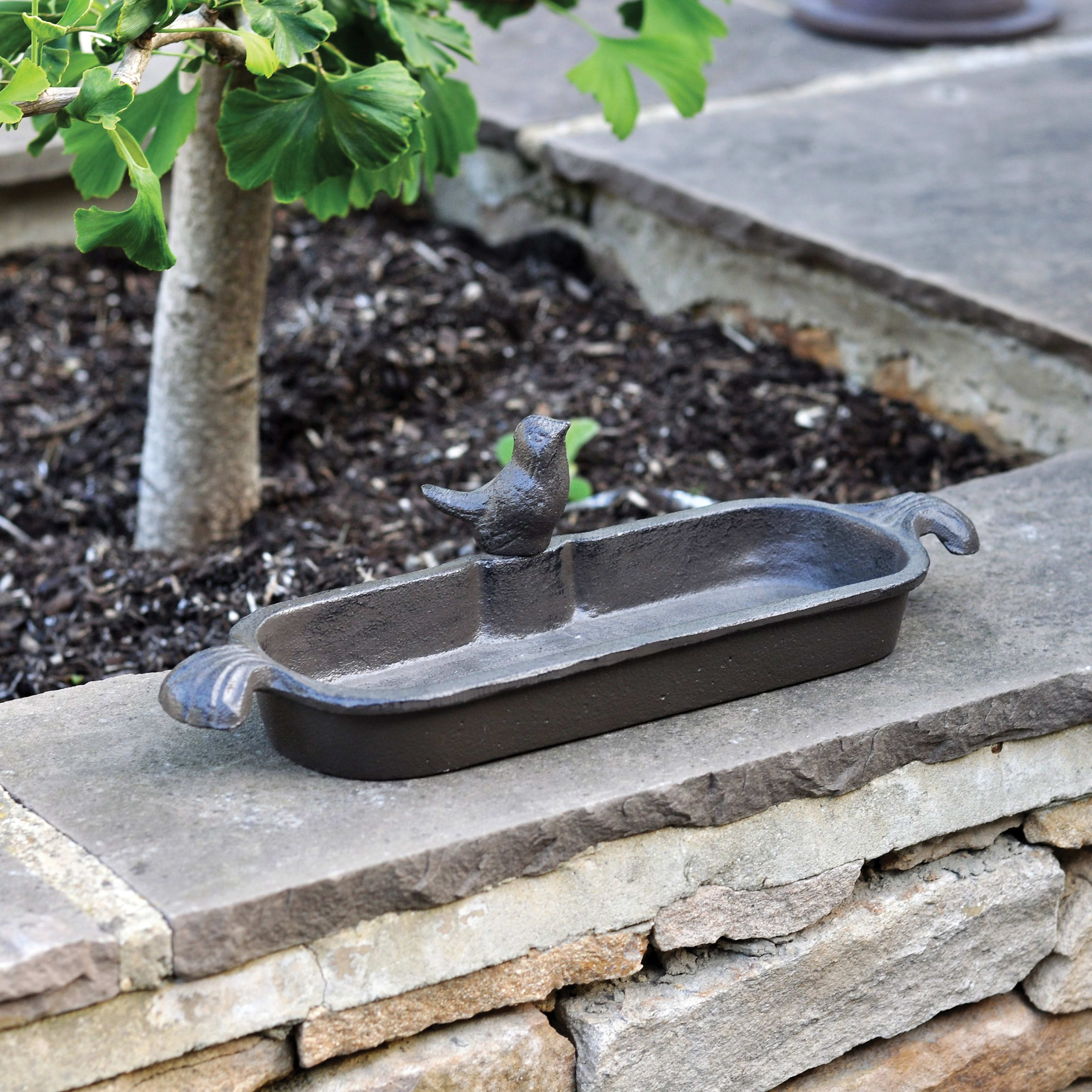 1 Bird Bird Bath lifestyle