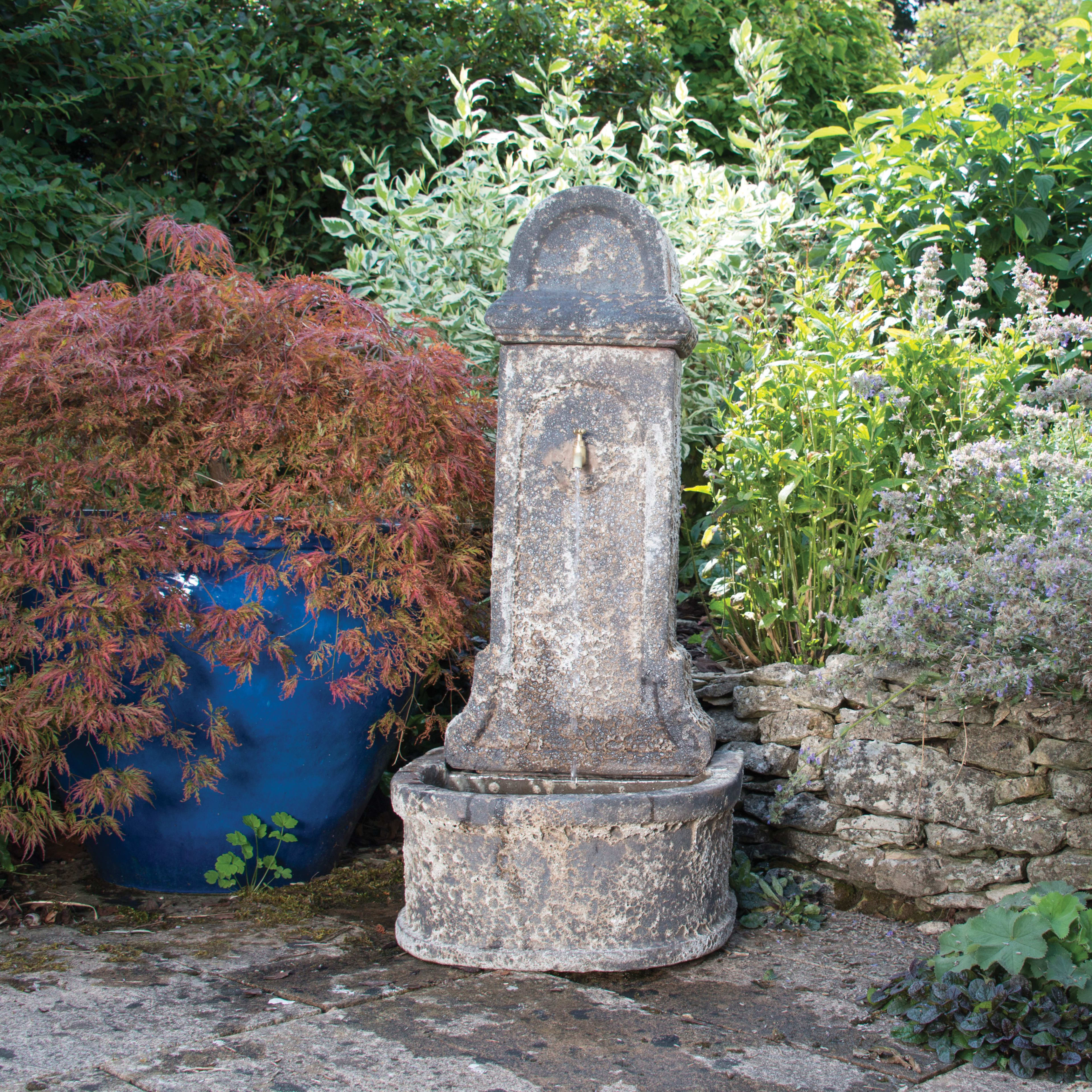 Tall Tapped Water Feature lifestyle