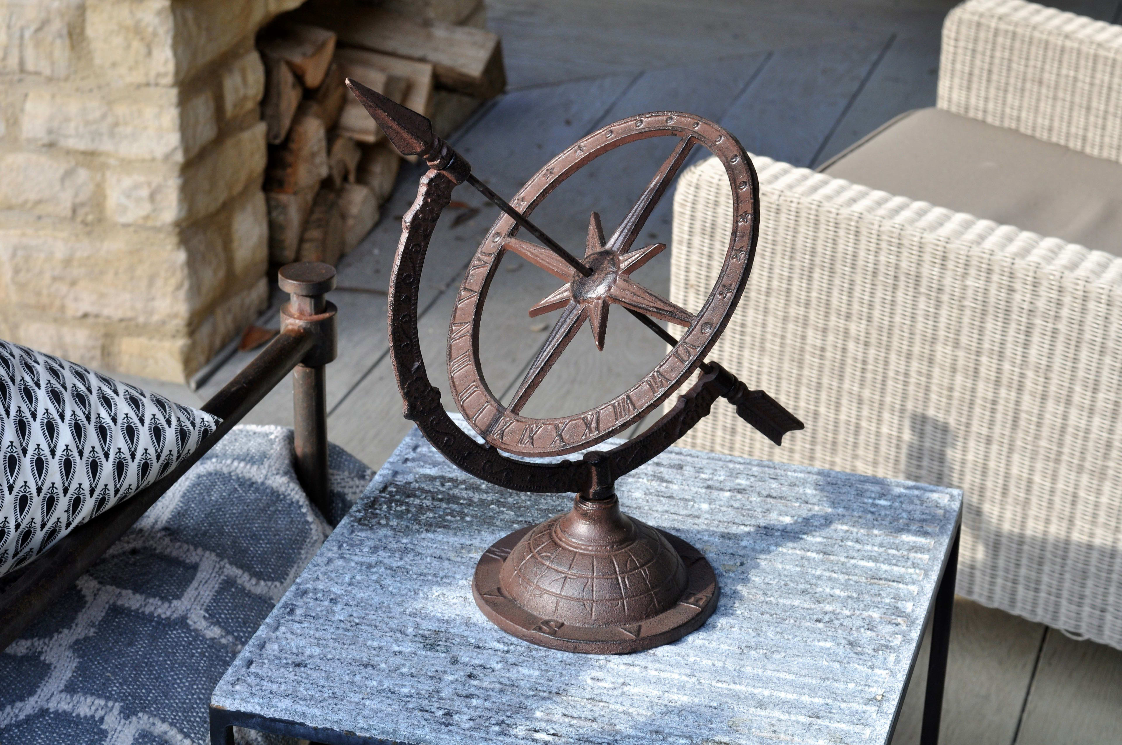 SUNDIAL1