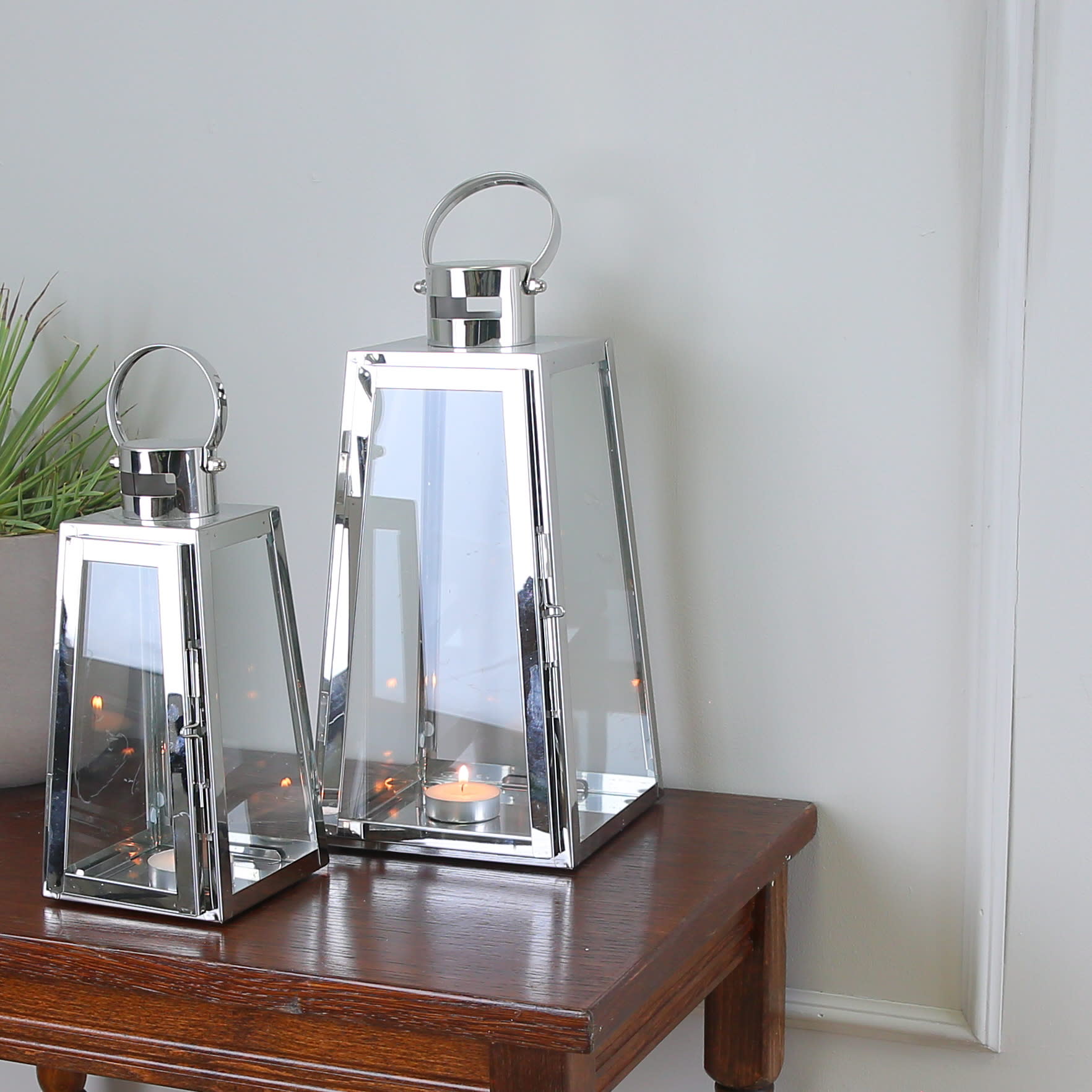 Florence Silver Lantern 3pk lifestyle