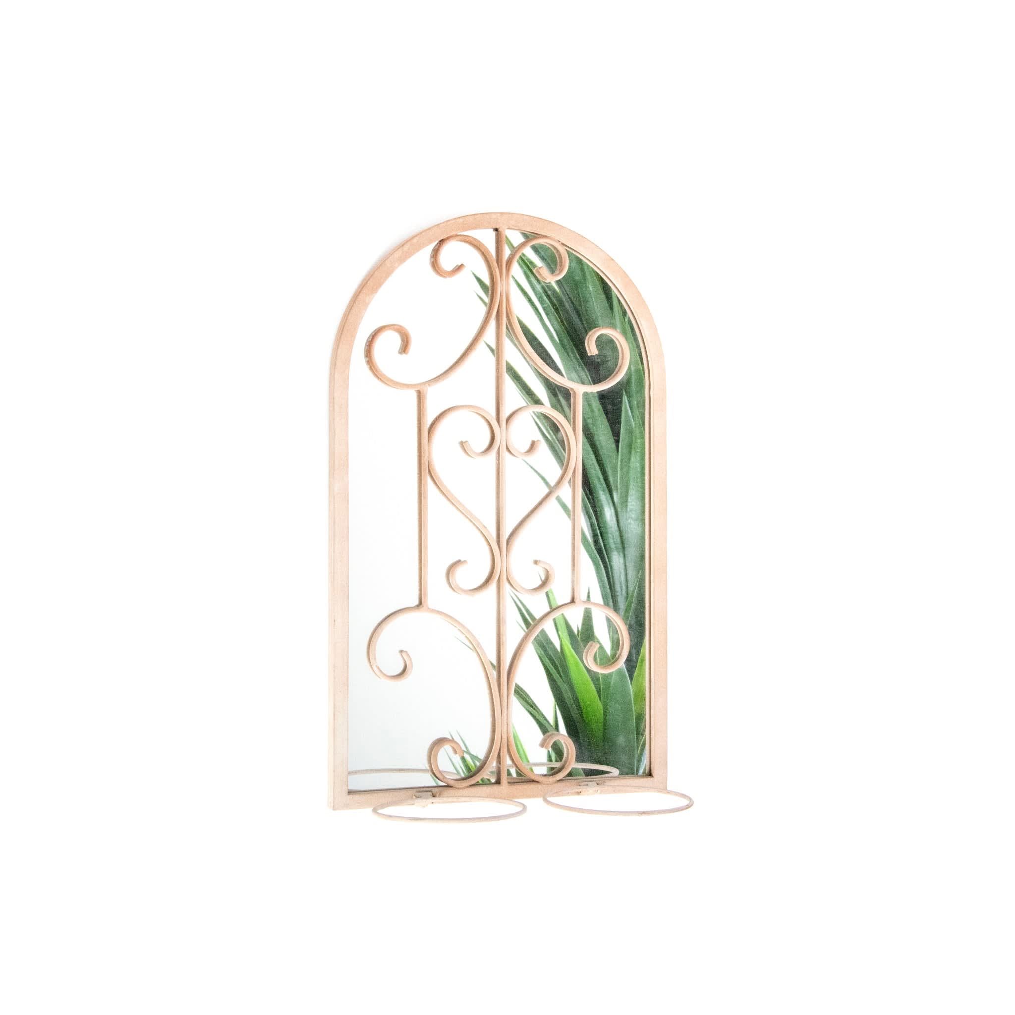 Maximise the potential of garden decoration with Honey & Wild’s 2023 additions image